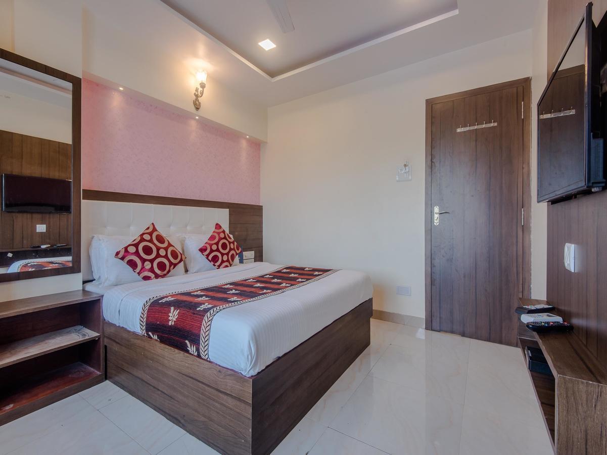 Hotel Sarah Inn Mumbai Exterior photo